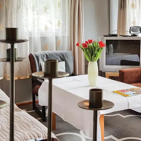 Een Prachtig Huis Met 1 Slaapkamer In Morag Vakantiehuis